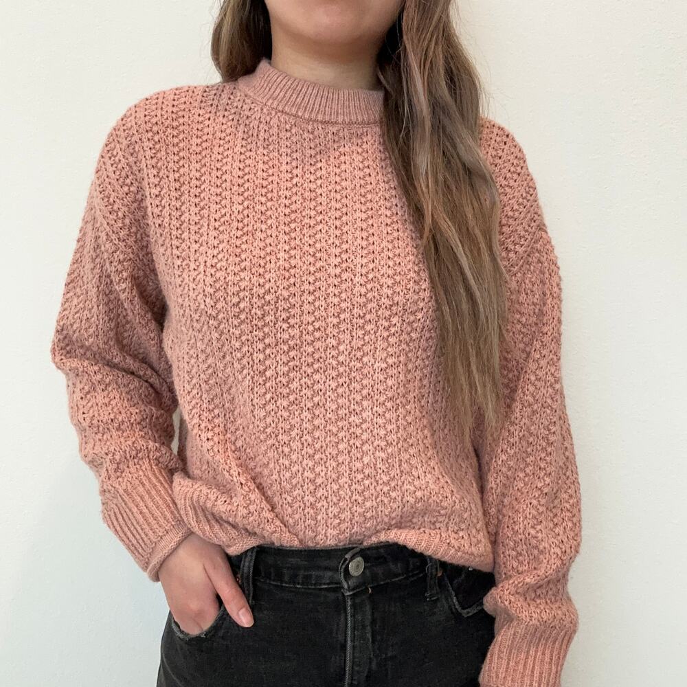 Universal Thread pink knit sweater small